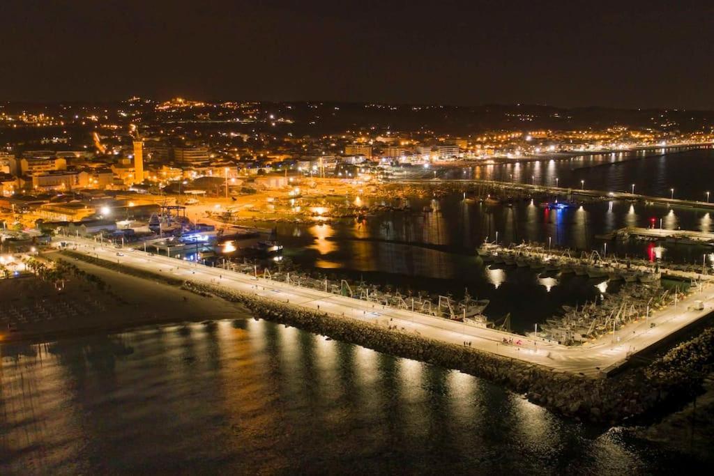 Apartmán A 5 Minuti Dalla Spiaggia Wifi Ac Beach Civitanova Marche Exteriér fotografie